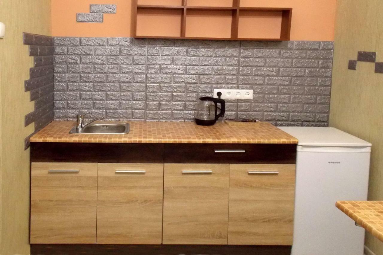 Apartment At Teodora Sqr 利沃夫 外观 照片